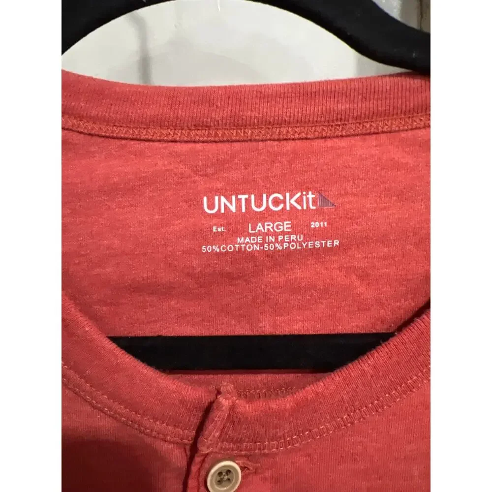 UnTuckit size large rusty orange Henley top shirt